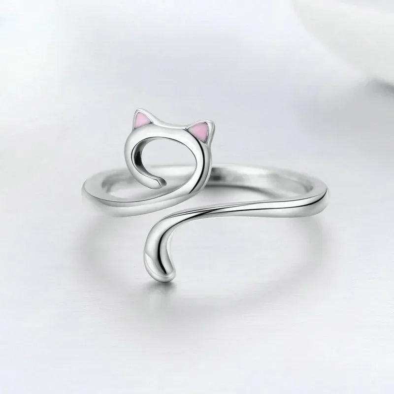 Adjustable Cat Crochet Ring - Beginner Yarn Guide Tool