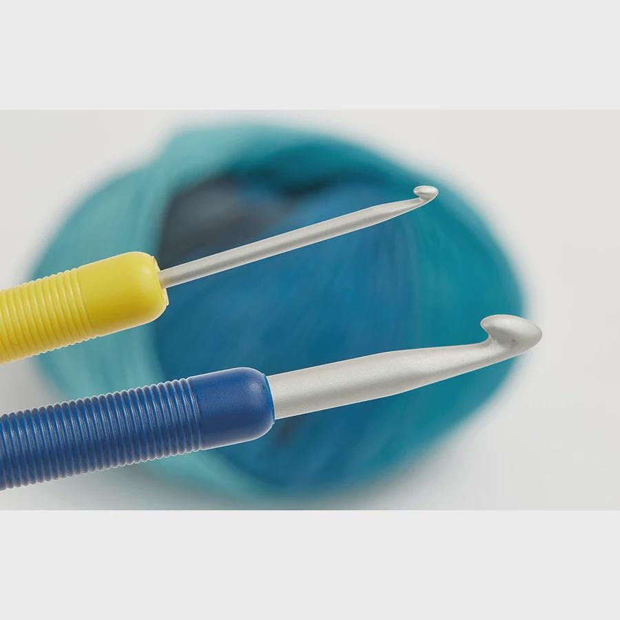Addi Colour Crochet Hooks – Ergonomic Rotating Handle